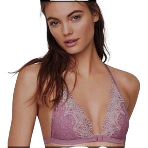 Victoria's Secret Lace Perewinkle Purple Bralette Medium Size